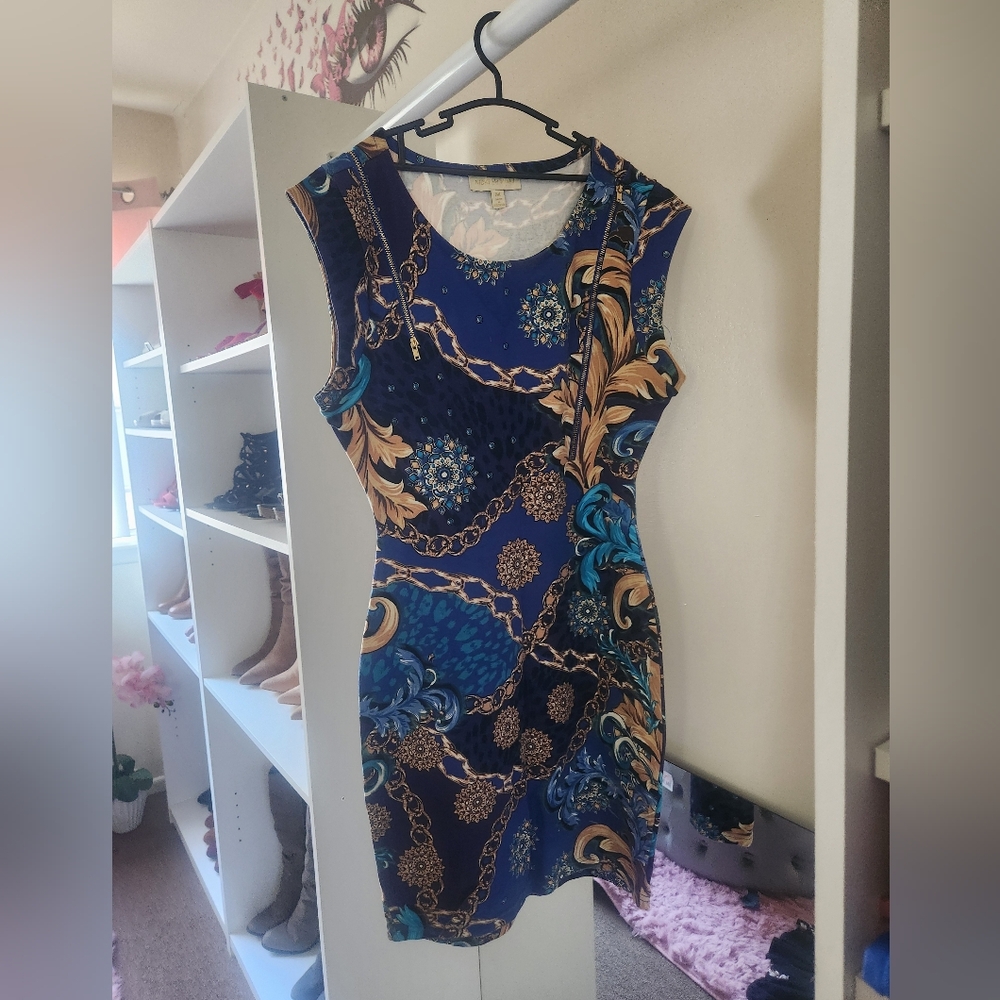 Nicki Minaj Blue and Gold Patterned Mini Dress - Picture 4 of 6